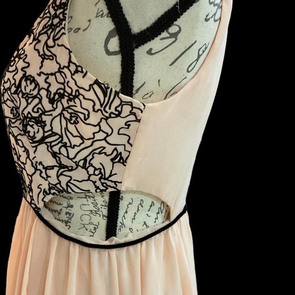 Teen Vogue for Macy's Style Lab Cocktail Dress- Sz MED side cut out Color blush